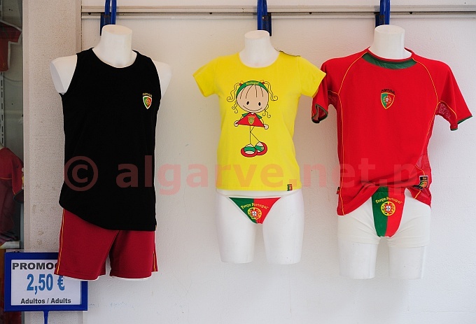 Portugalskie reformy. Komentarz, żart fotograficzny do notatki o aktualnych cenach w Algarve